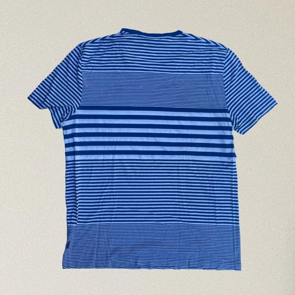 Hugo Boss Men's Blue T-shirt - Picture 2 of 2